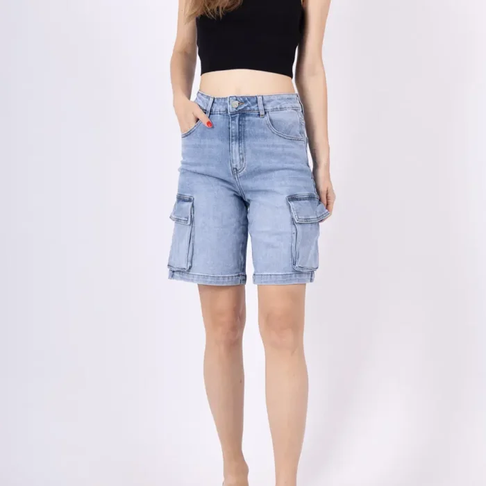 Pantalones cortos de carga desteñidos