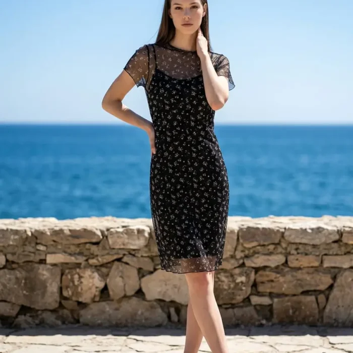 Vestido Corto Estampado